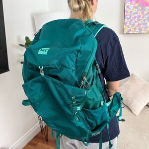 MEC Turquoise Cross Winds Hiking Backpack 45L